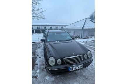 Mercedes-Benz E 320 Gebrauchtwagen