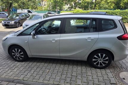 Opel Zafira Tourer Gebrauchtwagen