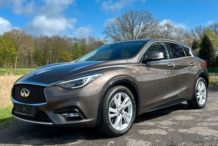 INFINITI Q30 Gebrauchtwagen