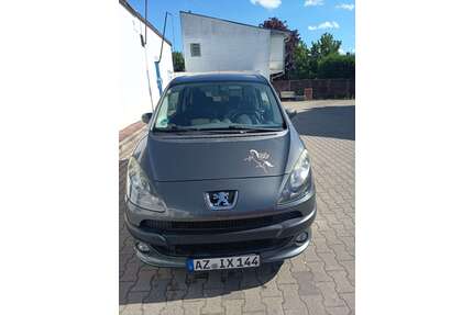 Peugeot 1007 Gebrauchtwagen
