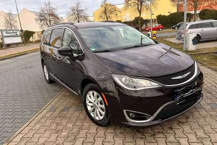 BMW Pacifica 