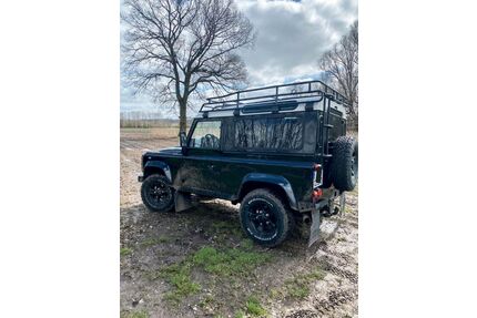 Land Rover Defender Gebrauchtwagen