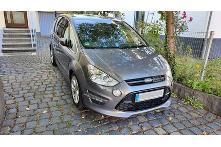 Ford S-Max Gebrauchtwagen