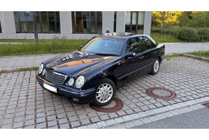 Mercedes-Benz E 240 Gebrauchtwagen