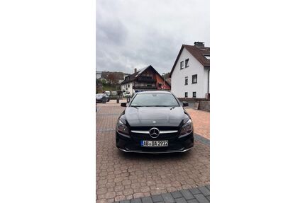 Mercedes-Benz CLA 220 Shooting Brake Gebrauchtwagen