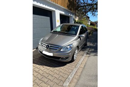 Mercedes-Benz B 150 Gebrauchtwagen