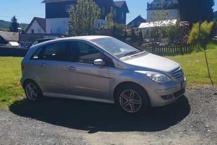 Mercedes-Benz B 200 Gebrauchtwagen