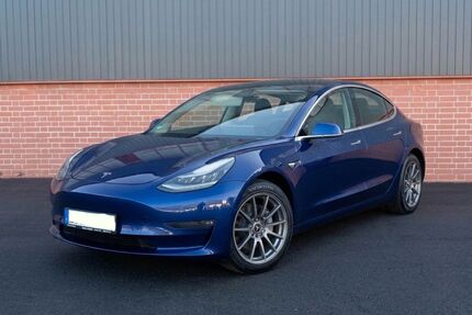 Tesla Model 3 Gebrauchtwagen