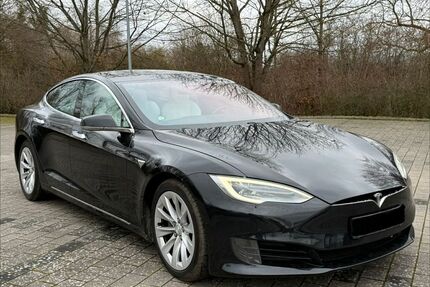 Tesla Model S Gebrauchtwagen