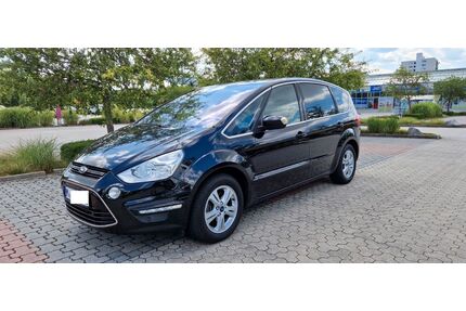 Ford S-Max Gebrauchtwagen