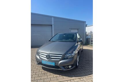 Mercedes-Benz B 180 Gebrauchtwagen