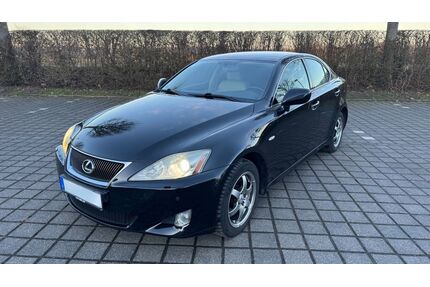 Lexus IS 220 Gebrauchtwagen