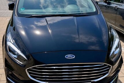 Ford S-Max Gebrauchtwagen