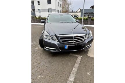 Mercedes-Benz 220 Gebrauchtwagen