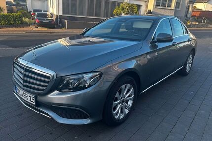 Mercedes-Benz E 220 Gebrauchtwagen