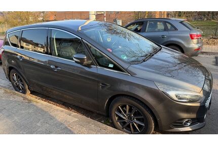 Ford S-Max Gebrauchtwagen