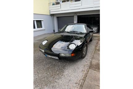 Opel 928 