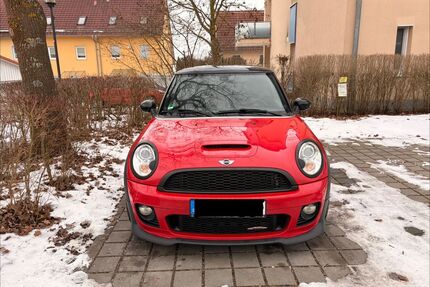 VW John Cooper Works Coupé 