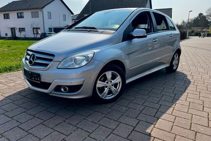 Mercedes-Benz B 180 Gebrauchtwagen