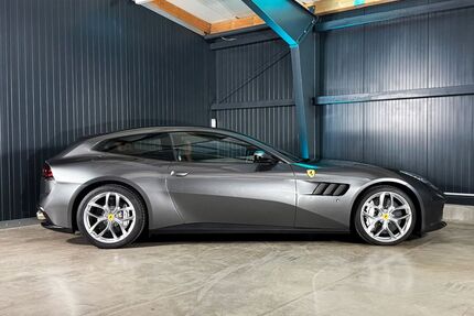 Ferrari GTC4Lusso Gebrauchtwagen