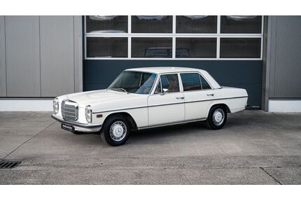 Mercedes-Benz 220 Gebrauchtwagen