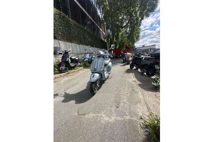 Vespa Primavera S 50 Gebrauchtwagen