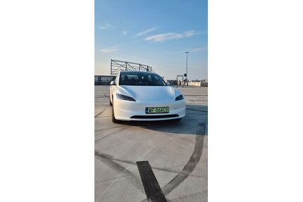 Tesla Model 3 Gebrauchtwagen