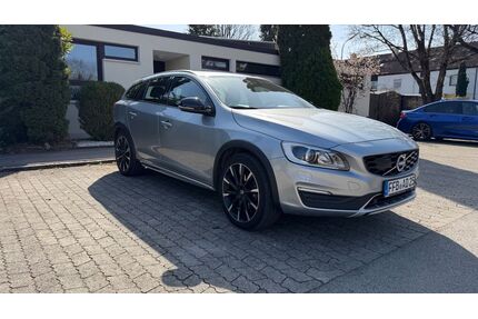 Volvo V60 Cross Country Gebrauchtwagen