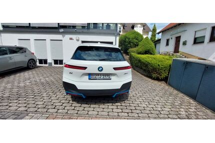 BMW iX Gebrauchtwagen