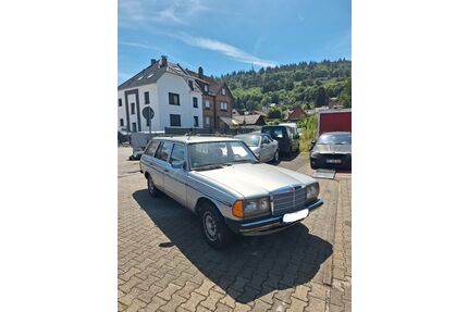 Mercedes-Benz 230 Gebrauchtwagen