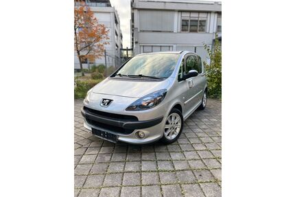 Peugeot 1007 Gebrauchtwagen