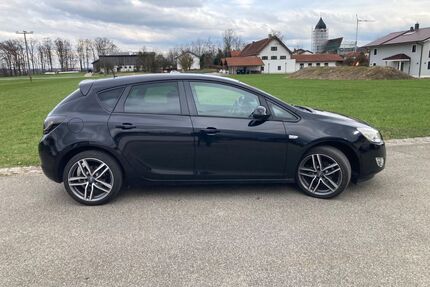 Opel Astra Gebrauchtwagen