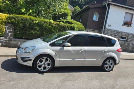 Ford S-Max Gebrauchtwagen