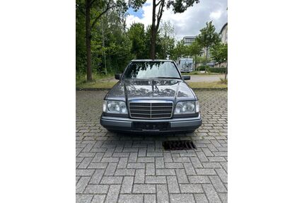 Mercedes-Benz 280 Gebrauchtwagen