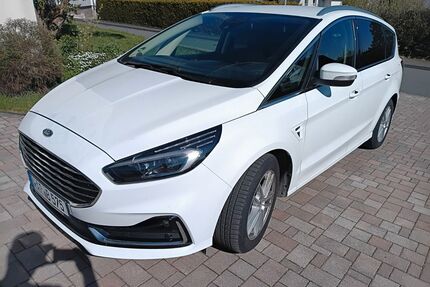 Ford S-Max Gebrauchtwagen