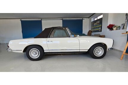 Mercedes-Benz 230 Gebrauchtwagen