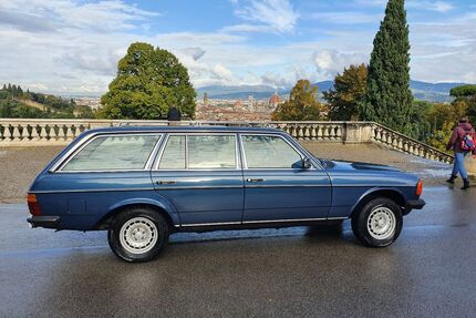 Mercedes-Benz 230 Gebrauchtwagen