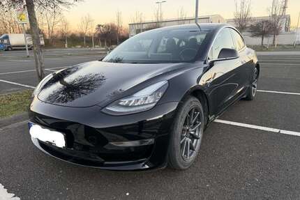 Tesla Model 3 Gebrauchtwagen