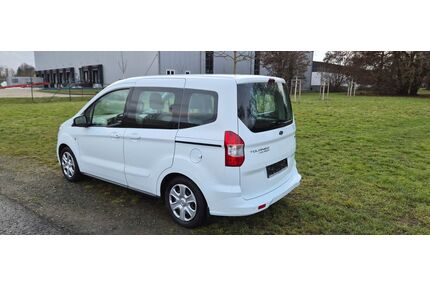 Ford Tourneo Courier Gebrauchtwagen