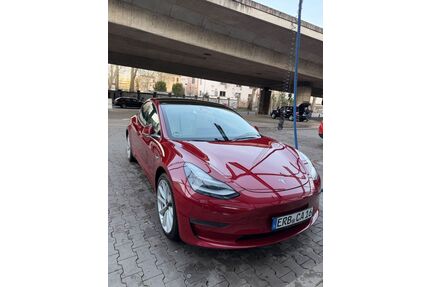 Tesla Model 3 Gebrauchtwagen