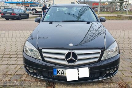 Mercedes-Benz 220 Gebrauchtwagen