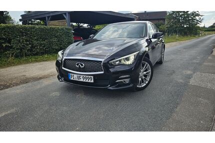 INFINITI Q50 Gebrauchtwagen