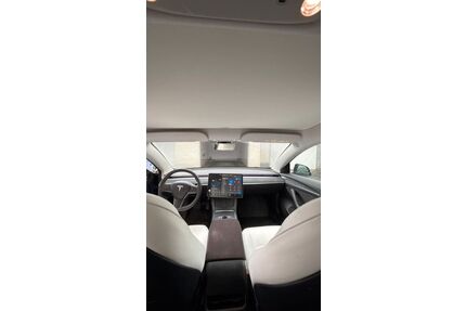 Tesla Model 3 Gebrauchtwagen