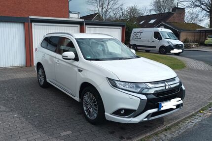 Mitsubishi Plug-in Hybrid Outlander Gebrauchtwagen