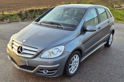 Mercedes-Benz B 180 Gebrauchtwagen