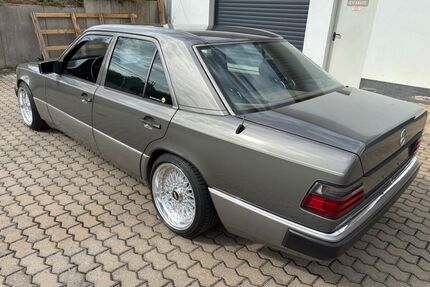 Mercedes-Benz E 230 Gebrauchtwagen