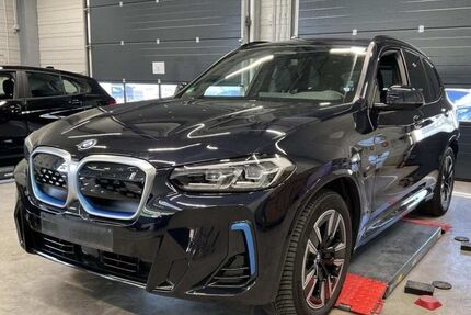 BMW iX3 Gebrauchtwagen