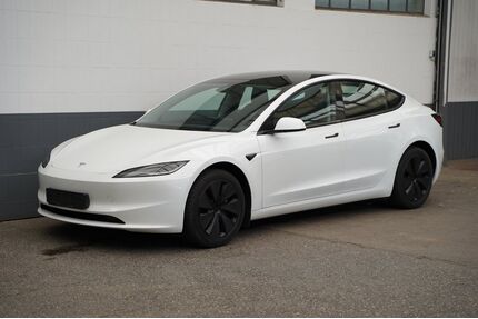 Tesla Model 3 Gebrauchtwagen