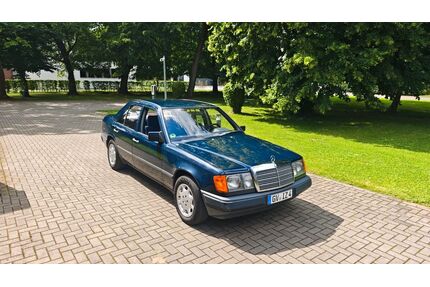 Mercedes-Benz 230 Gebrauchtwagen