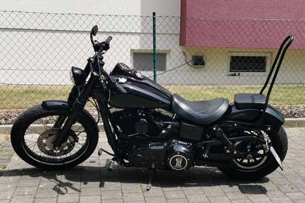 Harley Davidson Dyna Street Bob Gebrauchtwagen